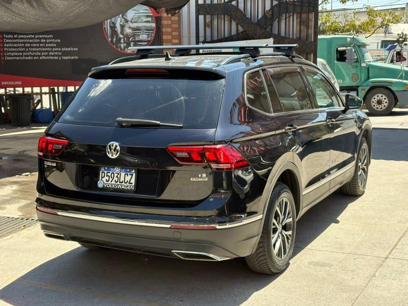 VOLKSWAGEN TIGUAN - 2018                                        