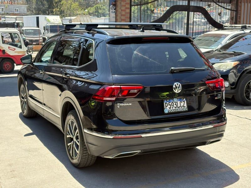 VOLKSWAGEN TIGUAN - 2018                                        