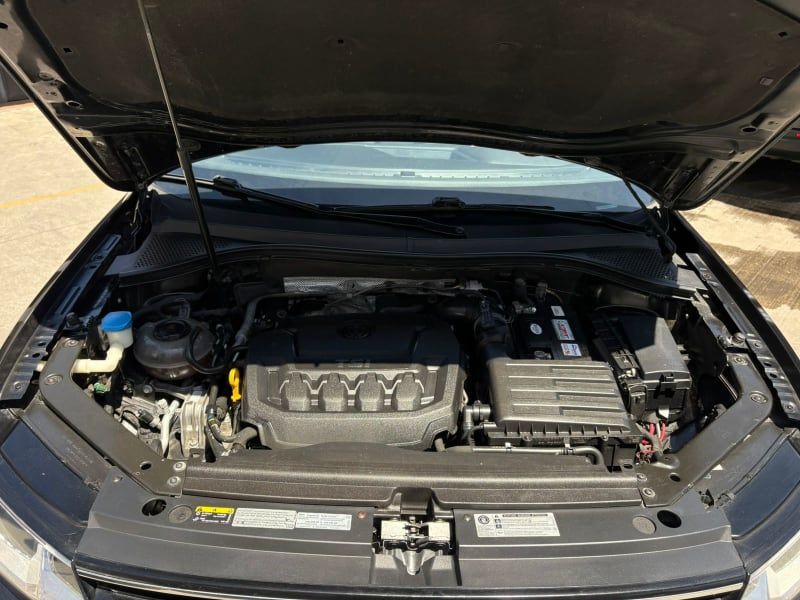 VOLKSWAGEN TIGUAN - 2018                                        