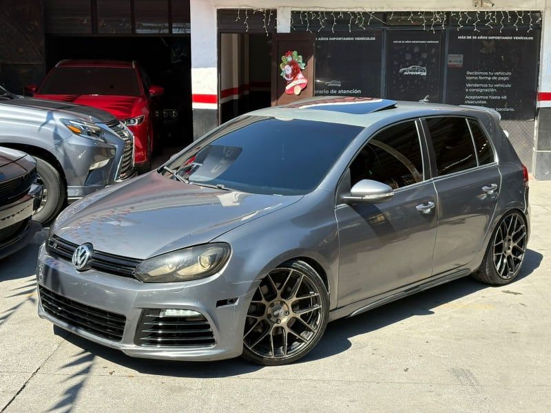 VOLKSWAGEN GTI - 2011                                        