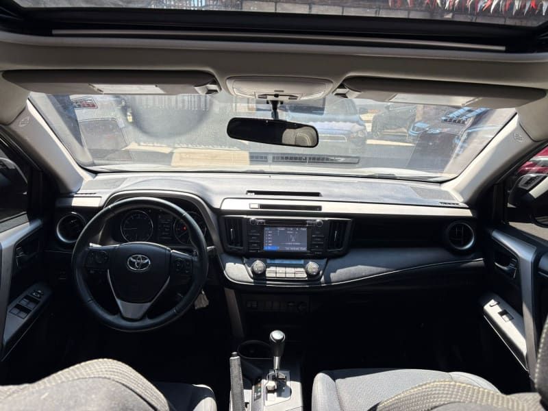 TOYOTA RAV-4 - 2016                                        