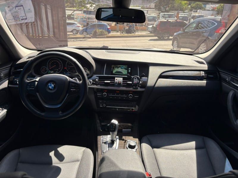 BMW X3 - 2016                                        