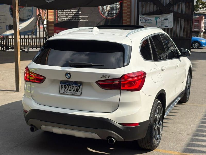 BMW X1 - 2017                                        