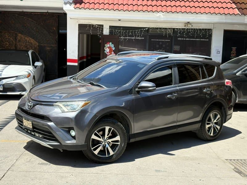TOYOTA RAV-4 - 2018                                        