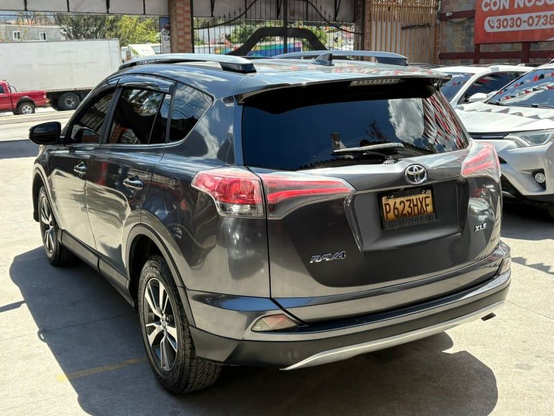 TOYOTA RAV-4 - 2018                                        