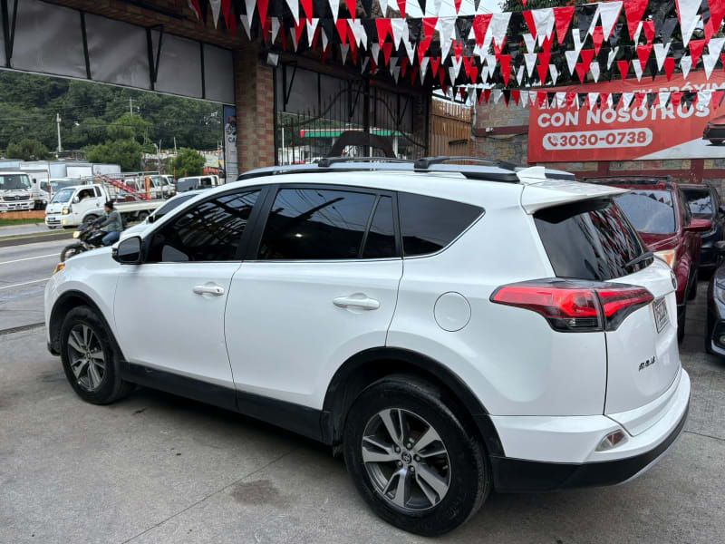 TOYOTA RAV-4 - 2017                                        