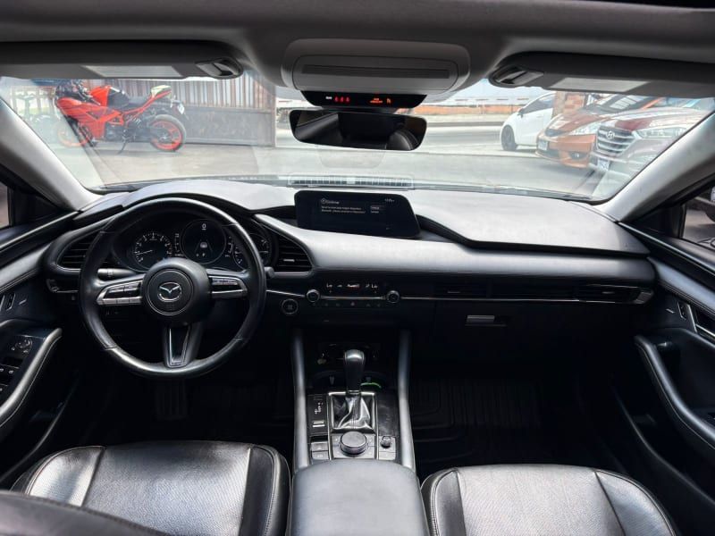 MAZDA 3 - 2021                                        