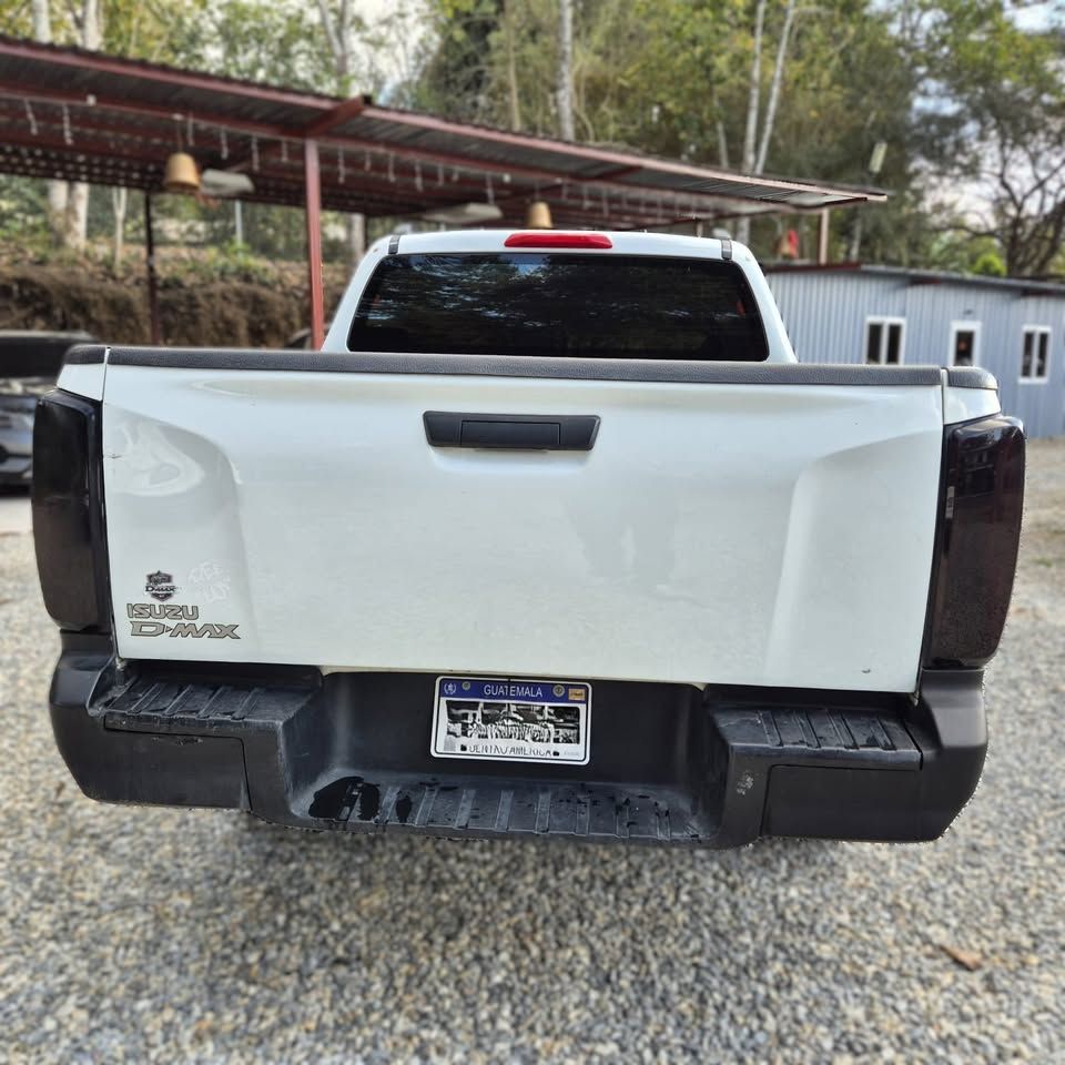 ISUZU DMAX - 2024                                        
