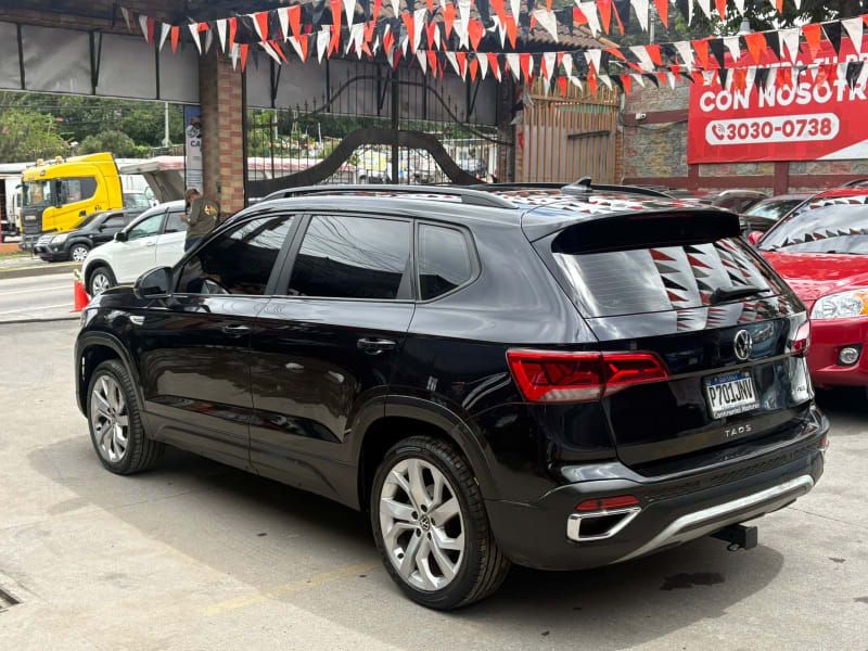 VOLKSWAGEN TAOS - 2022                                        