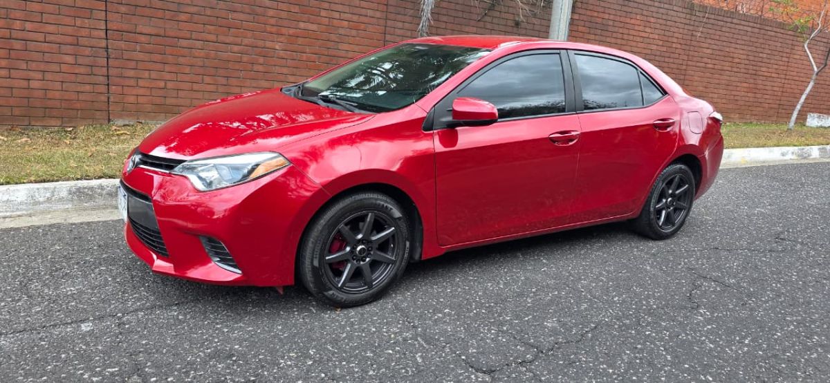 TOYOTA COROLLA - 2016                                        