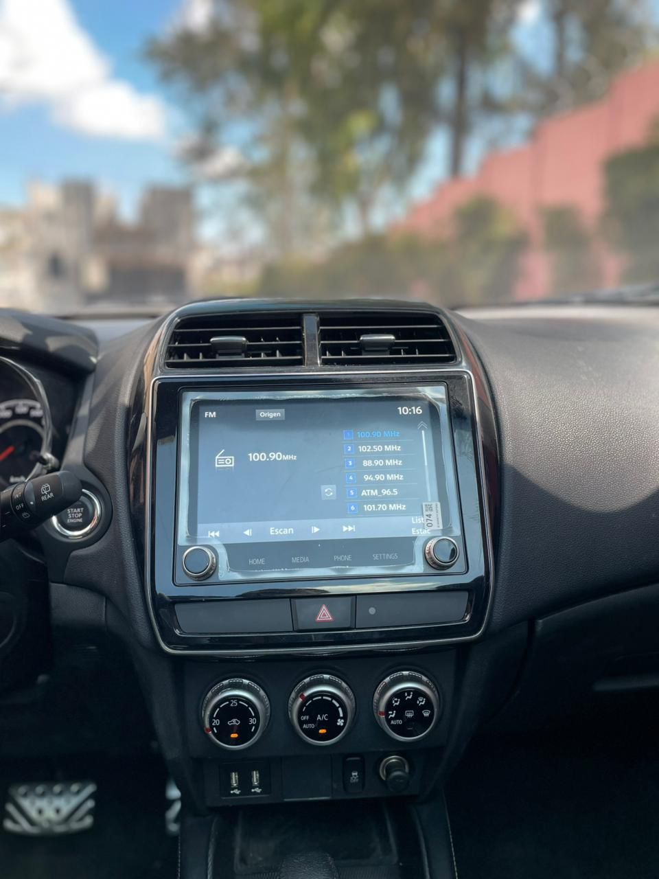 MITSUBISHI ASX - 2025                                        