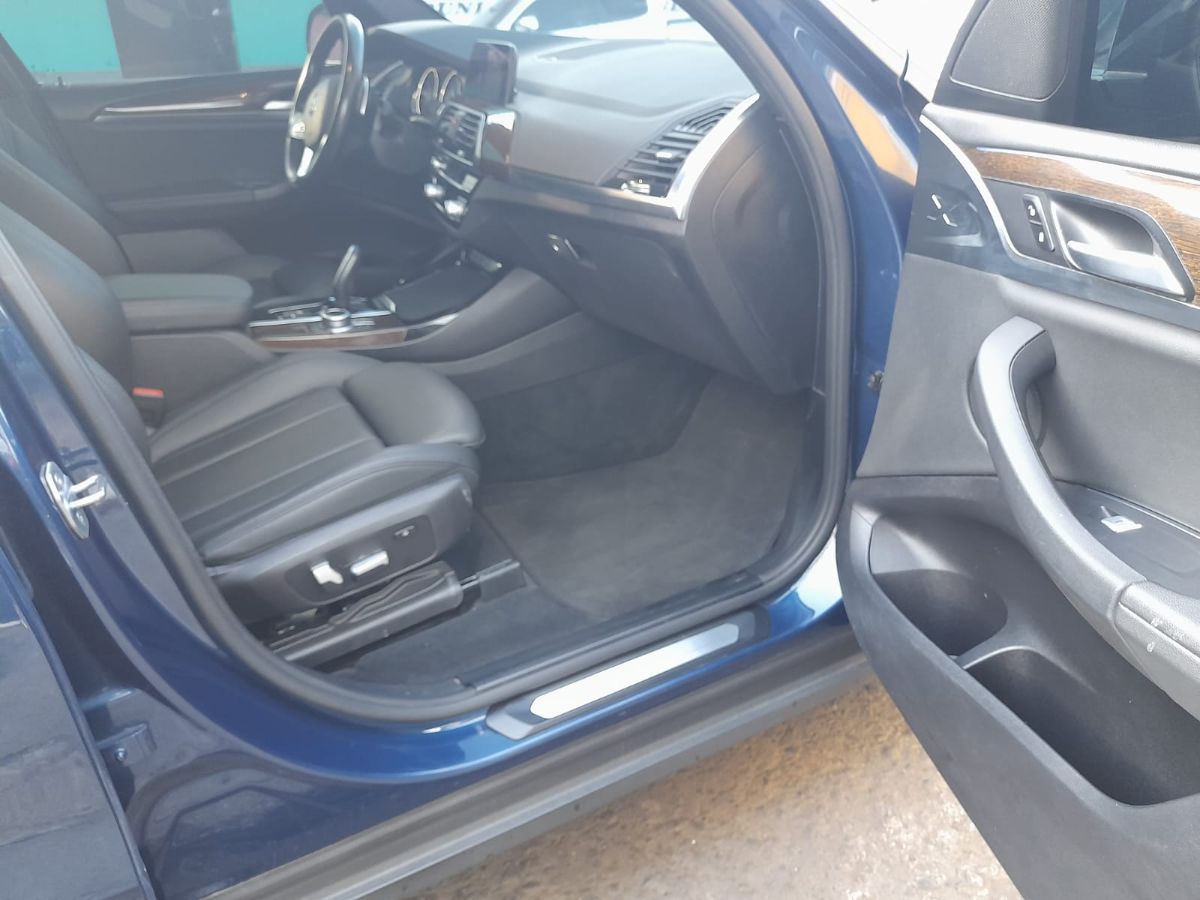 BMW X3 - 2020                                        