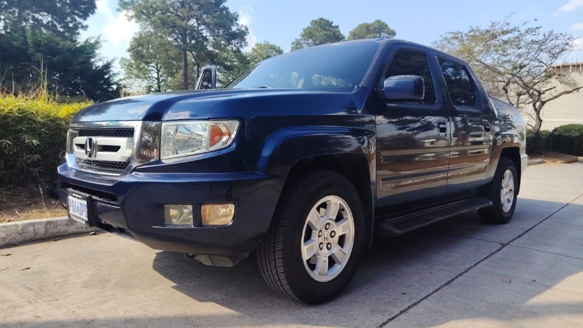 HONDA RIDGELINE  - 2009                                        