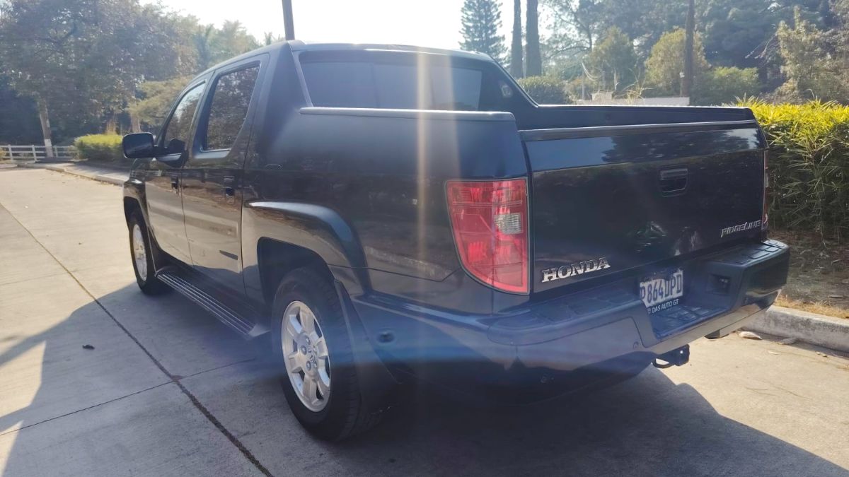 HONDA RIDGELINE  - 2009                                        