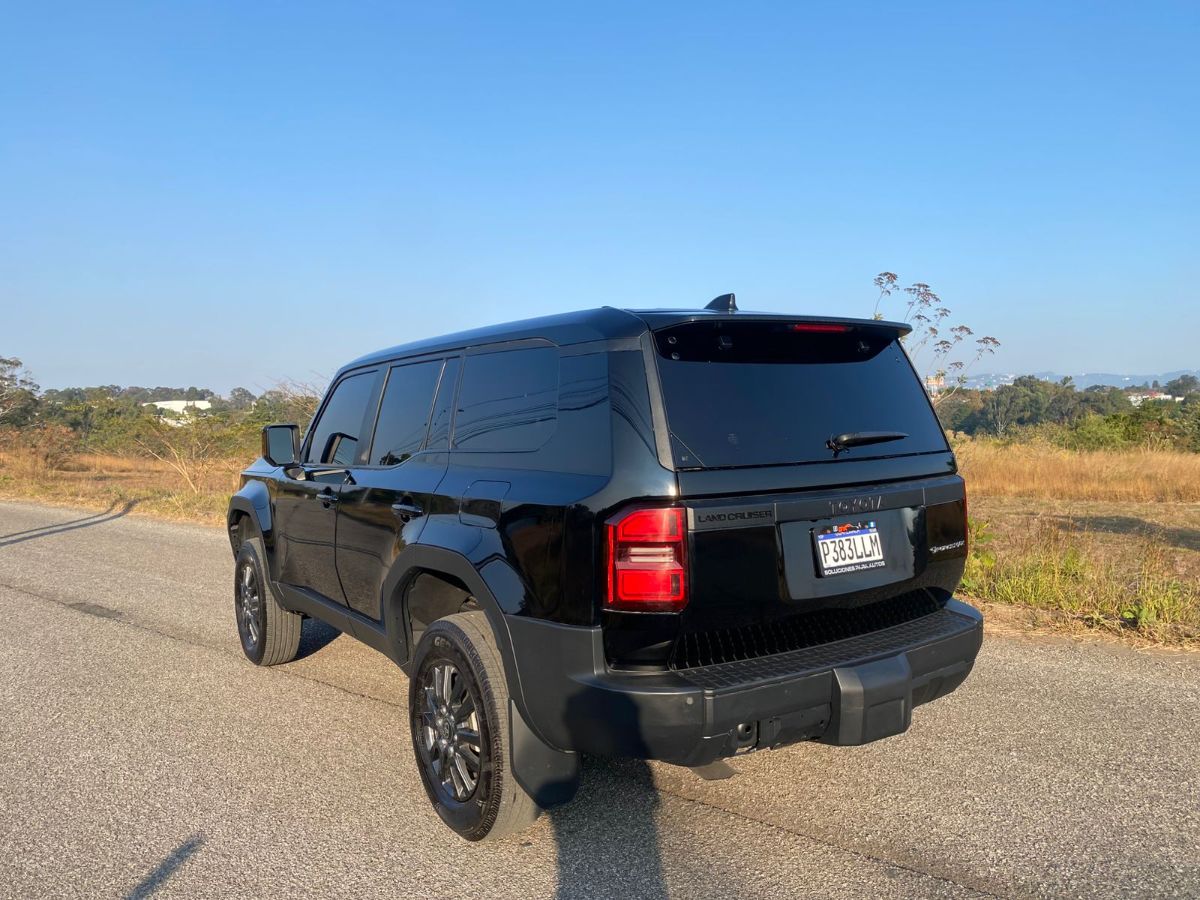 TOYOTA LAND CRUISER PRADO TXL - 2024                                        