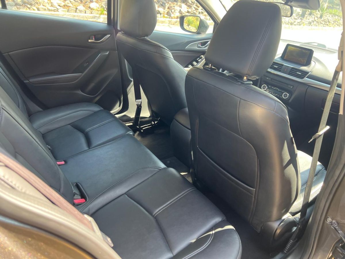 MAZDA 3 TOURING - 2017                                        