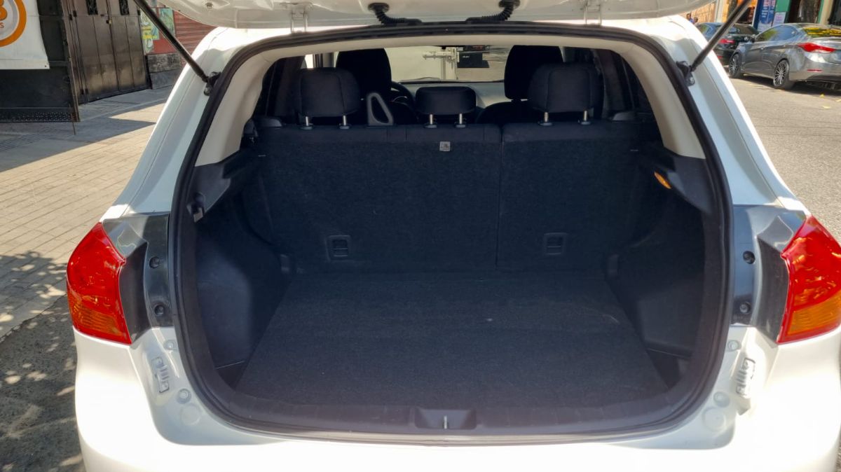 MITSUBISHI OUTLANDER SPORT - 2015                                        