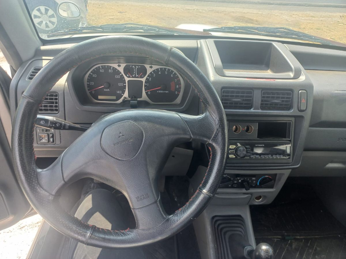 MITSUBISHI PAJERO MINI - 2003                                        