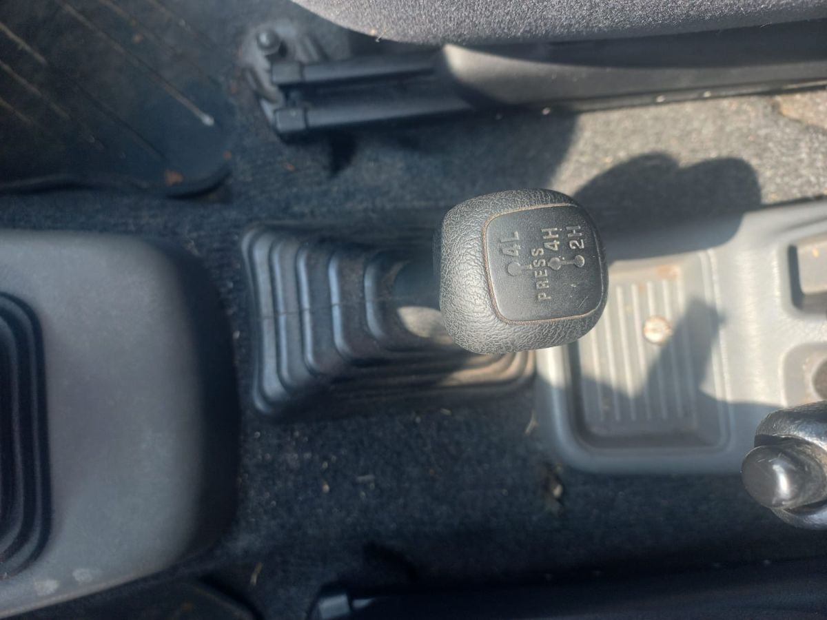 MITSUBISHI PAJERO MINI - 2003                                        
