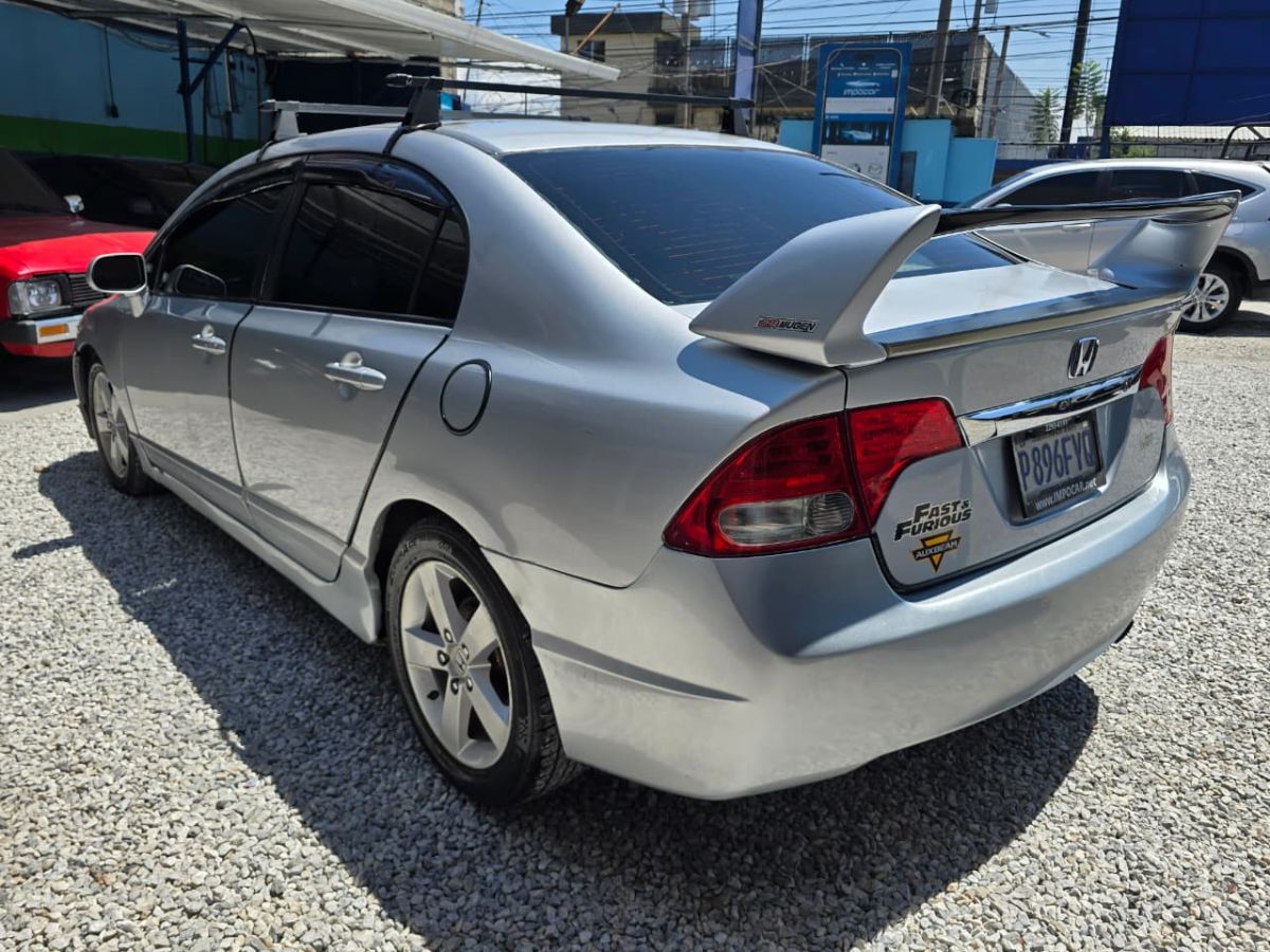 HONDA CIVIC LX - 2010                                        