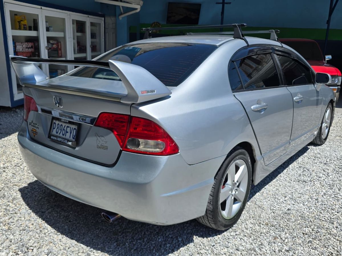 HONDA CIVIC LX - 2010                                        