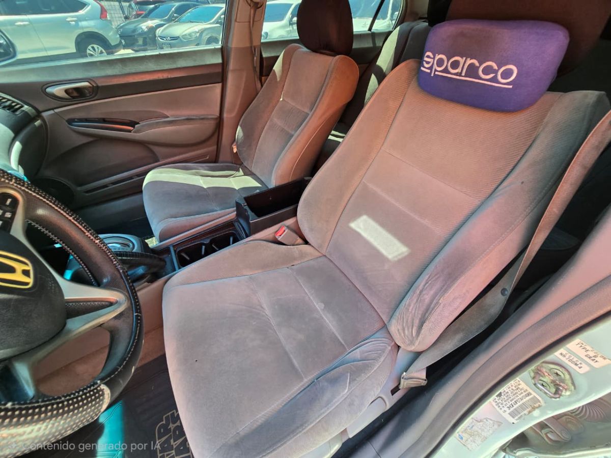 HONDA CIVIC LX - 2010                                        