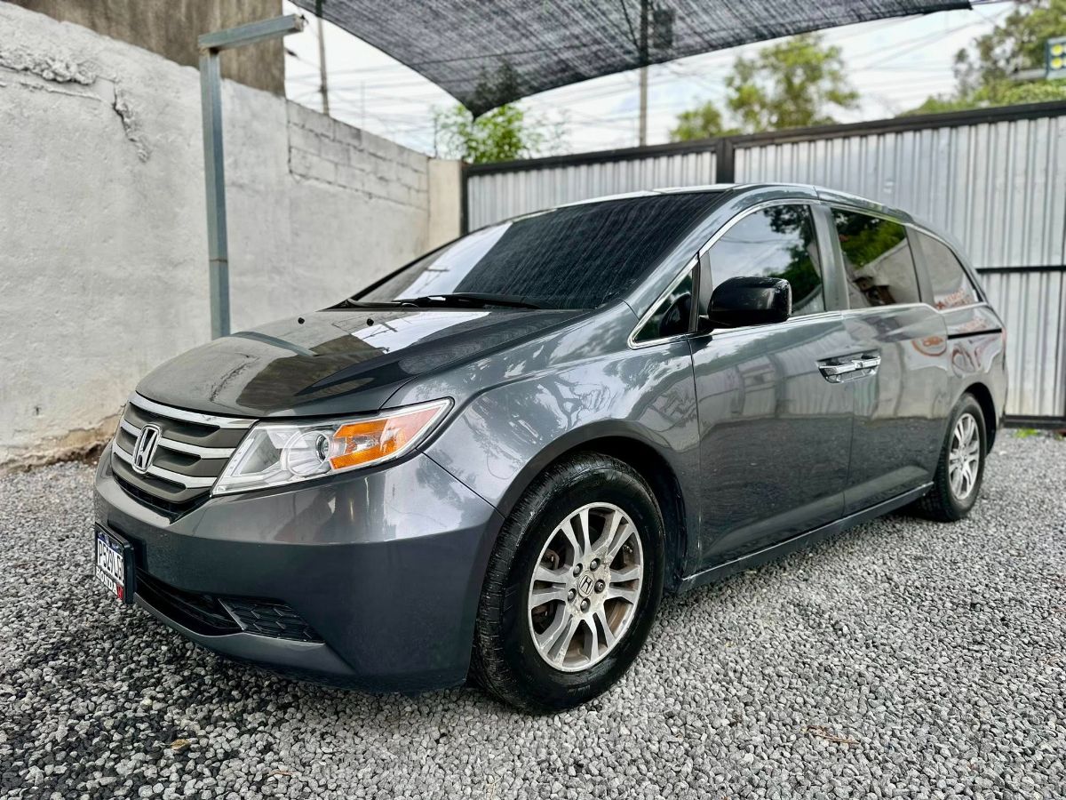 HONDA ODYSSEY - 2011                                        
