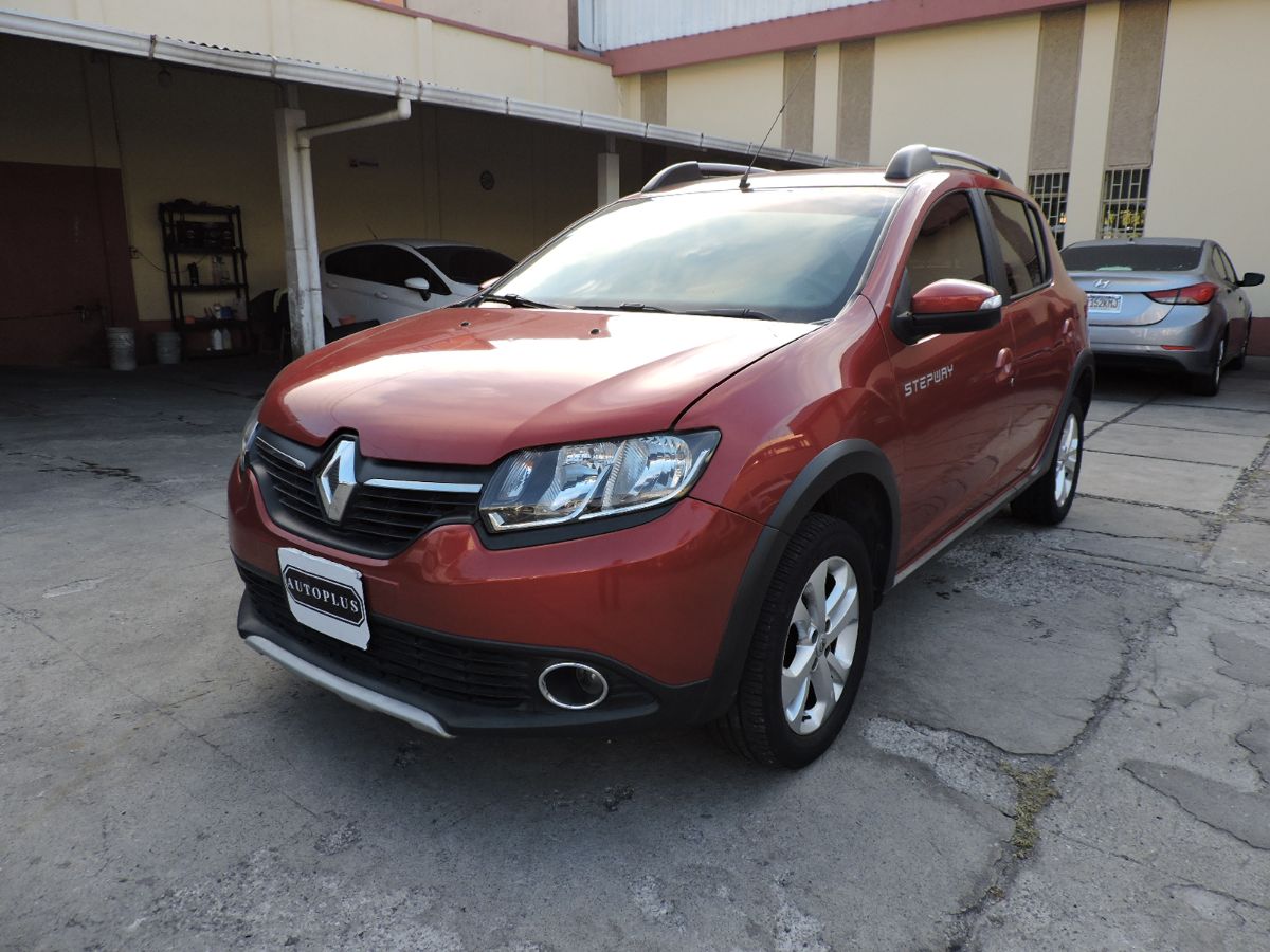 RENAULT SANDERO STEPWAY - 2018                                        