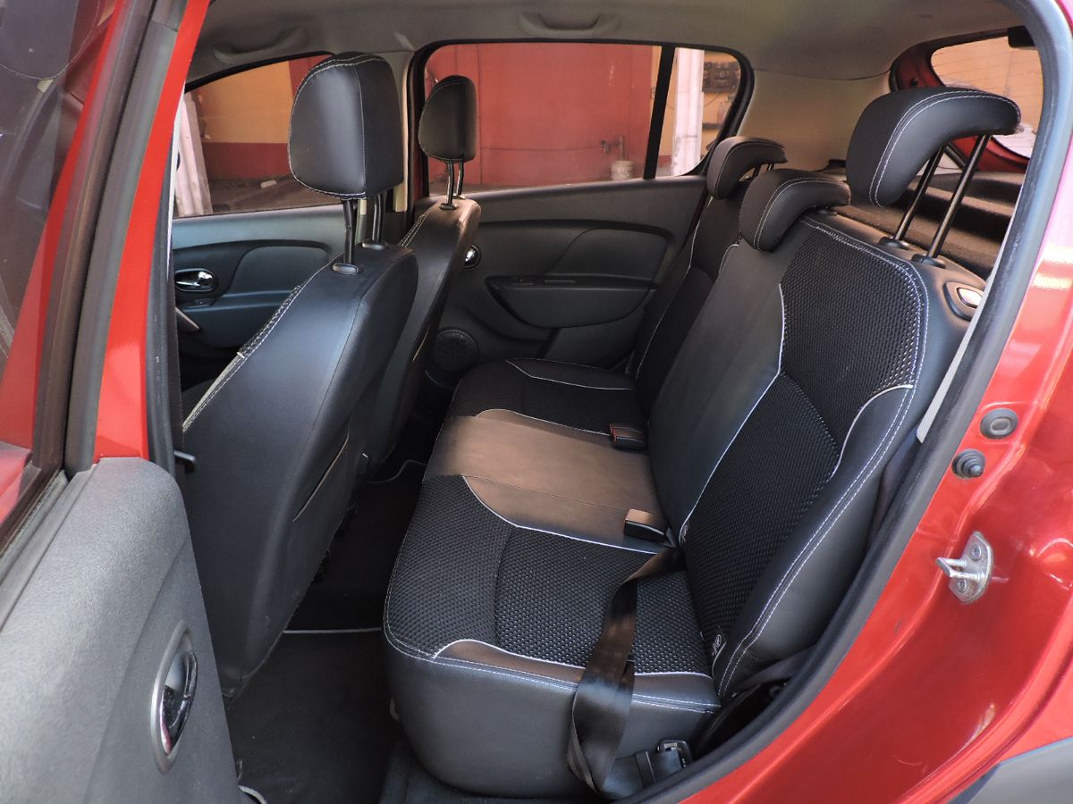 RENAULT SANDERO STEPWAY - 2018                                        