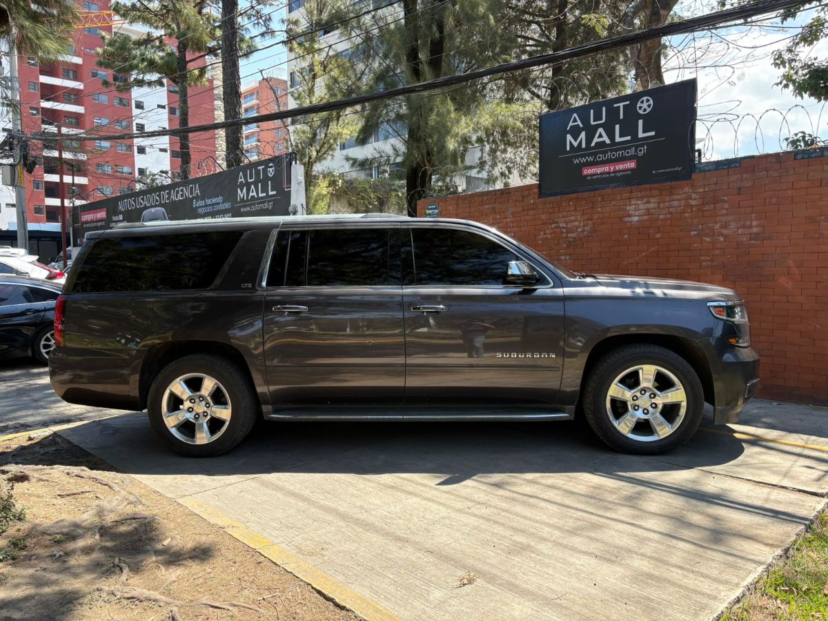 CHEVROLET SUBURBAN - 2015                                        