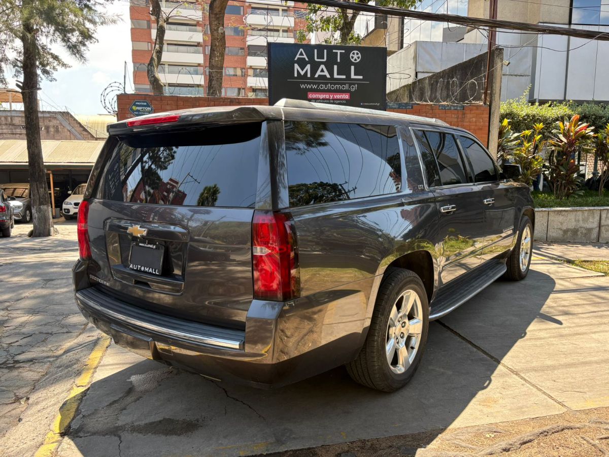 CHEVROLET SUBURBAN - 2015                                        