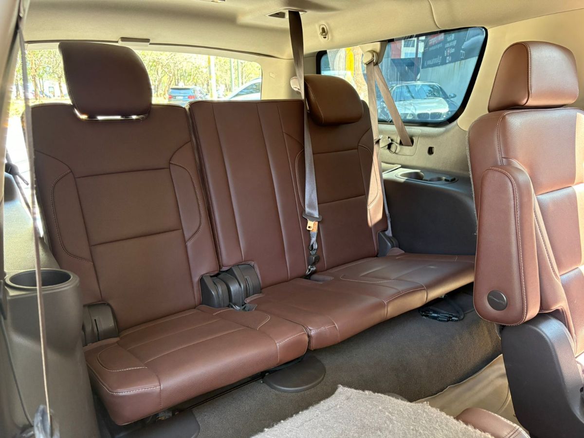 CHEVROLET SUBURBAN - 2015                                        