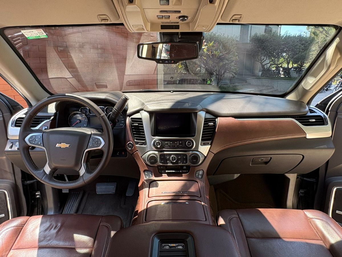 CHEVROLET SUBURBAN - 2015                                        