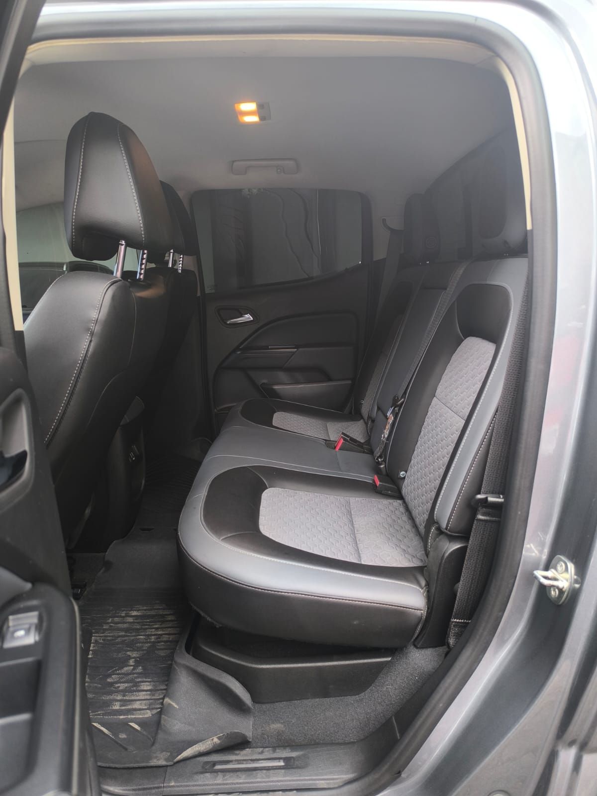 CHEVROLET COLORADO - 2019                                        