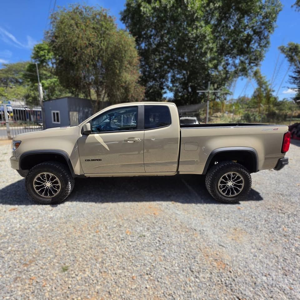 CHEVROLET COLORADO - 2022                                        