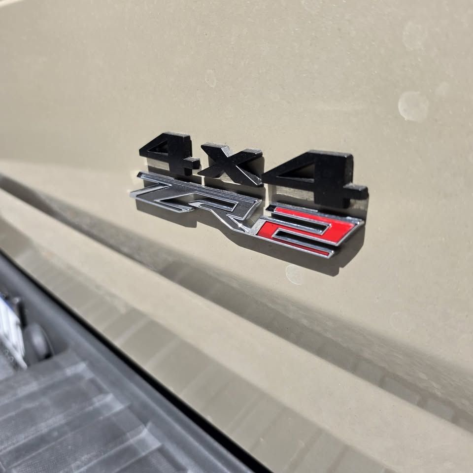 CHEVROLET COLORADO - 2022                                        