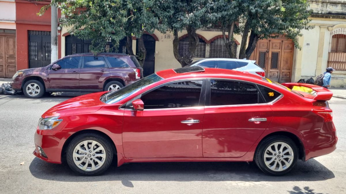 NISSAN SENTRA - 2016                                        