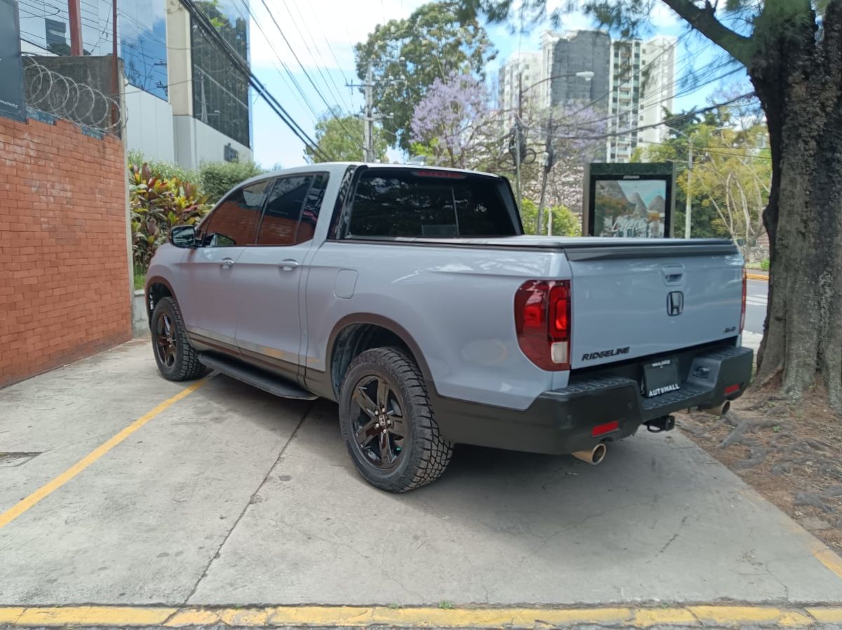 HONDA RIDGELINE  - 2022                                        