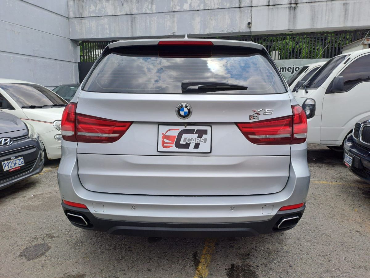BMW X5 - 2018                                        