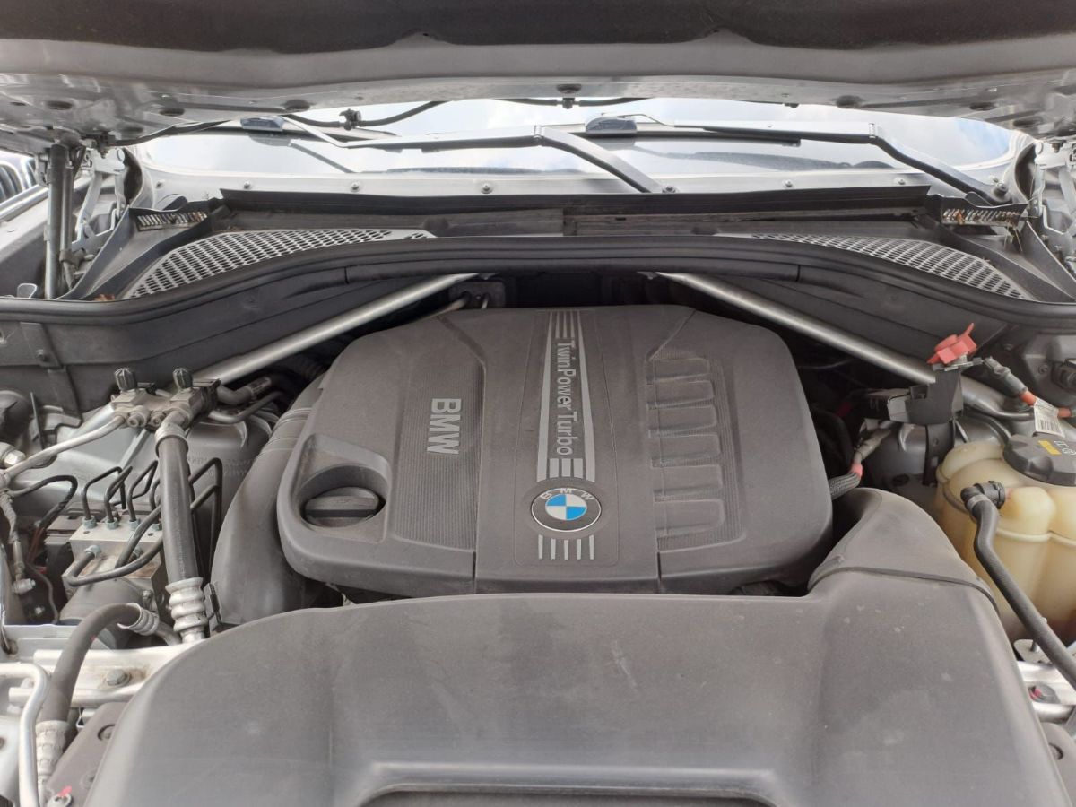 BMW X5 - 2018                                        