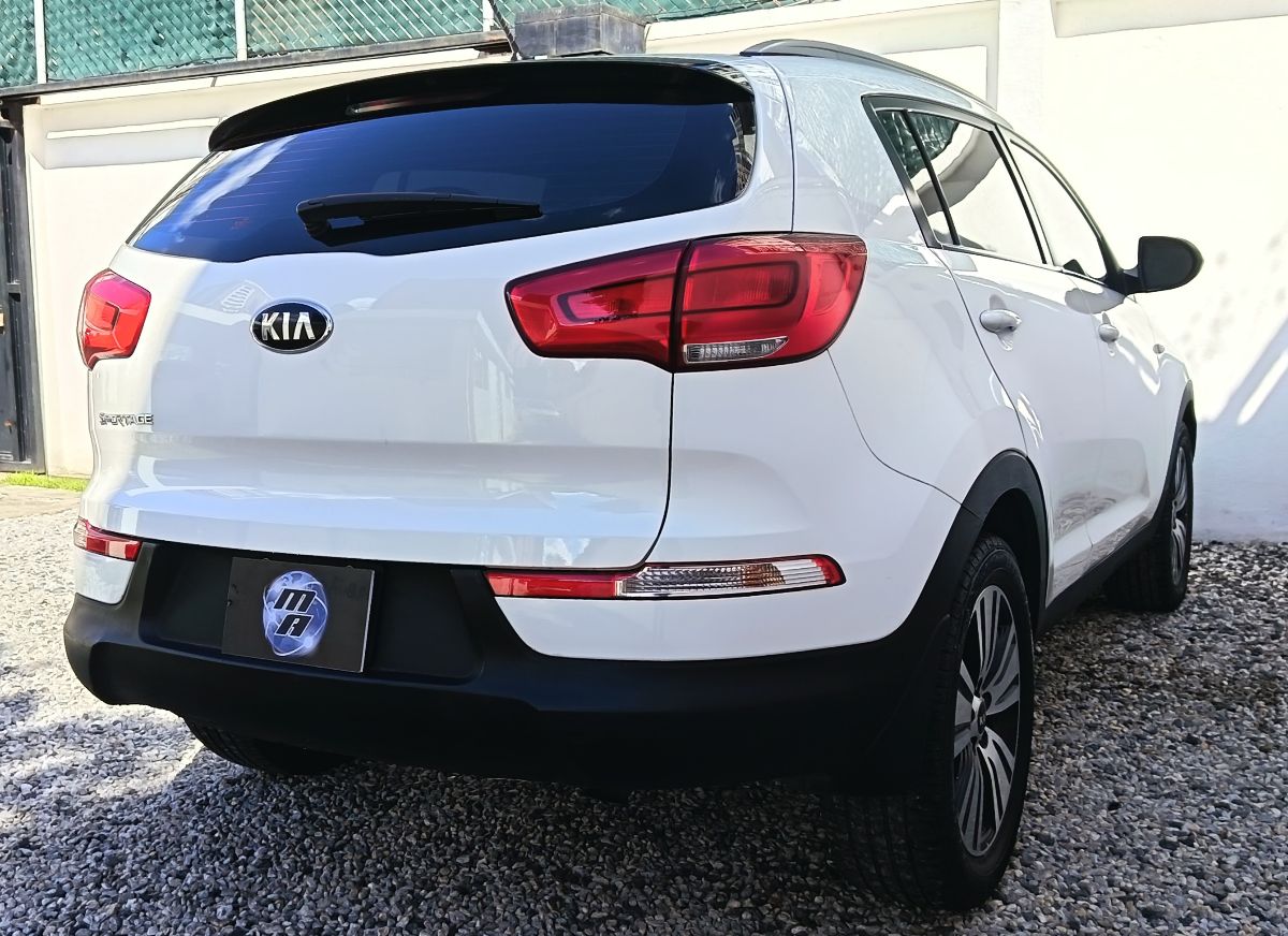 KIA SPORTAGE - 2016                                        