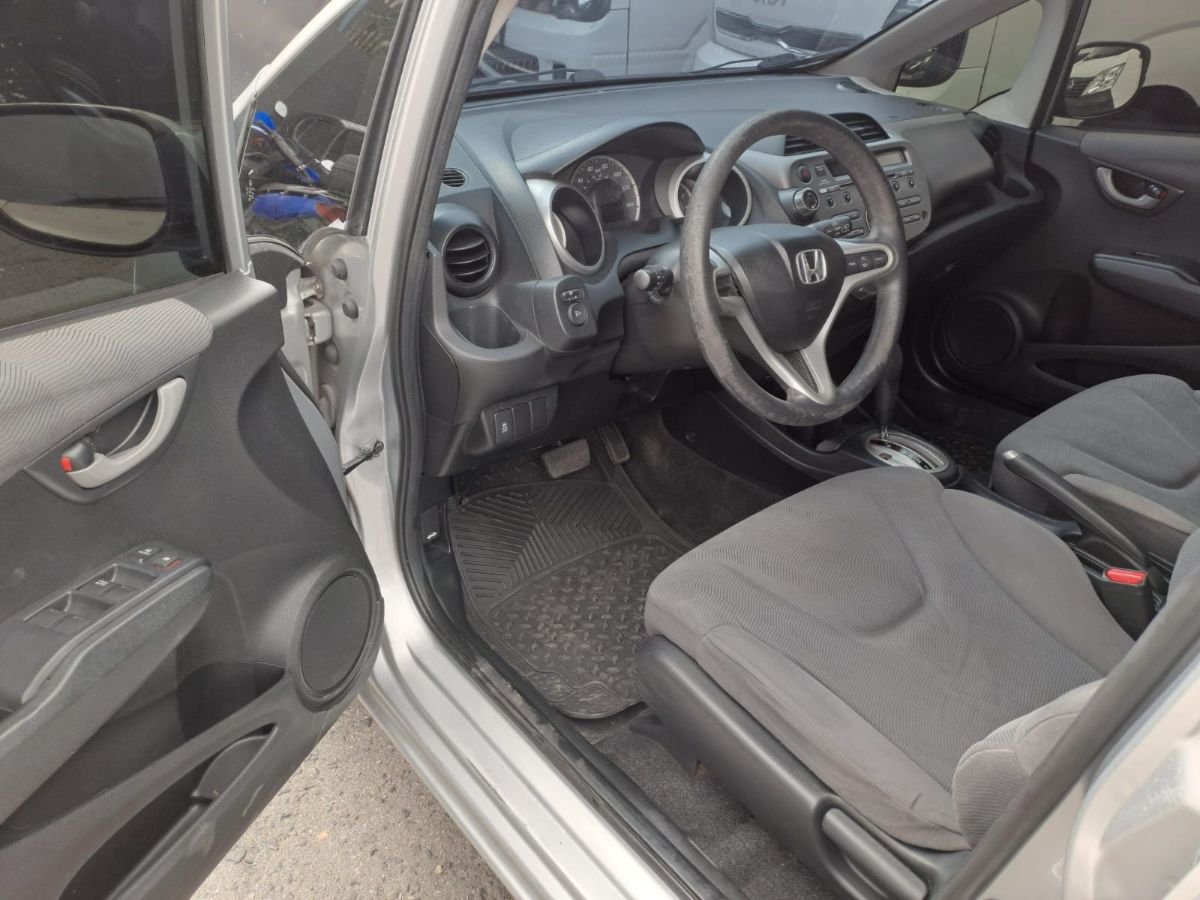 HONDA FIT - 2013                                        