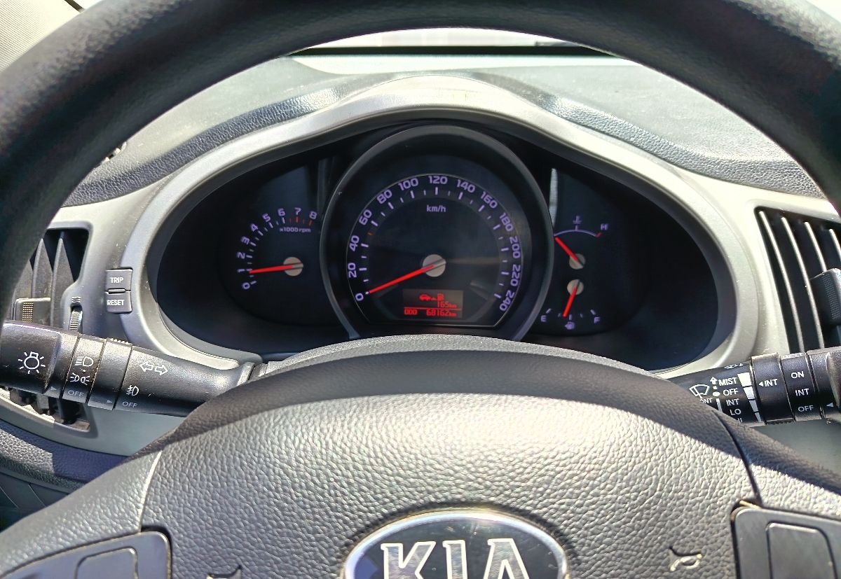 KIA SPORTAGE - 2016                                        