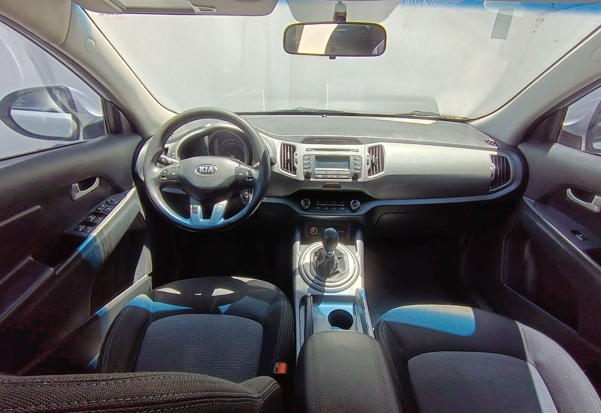 KIA SPORTAGE - 2016                                        