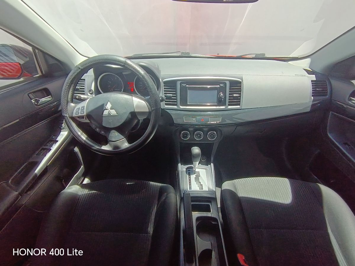 MITSUBISHI LANCER - 2016                                        