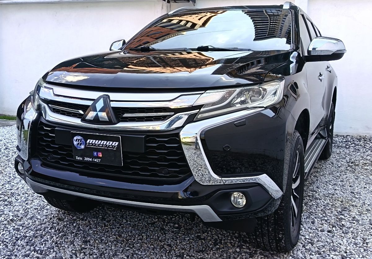 MITSUBISHI MONTERO SPORT - 2019                                        
