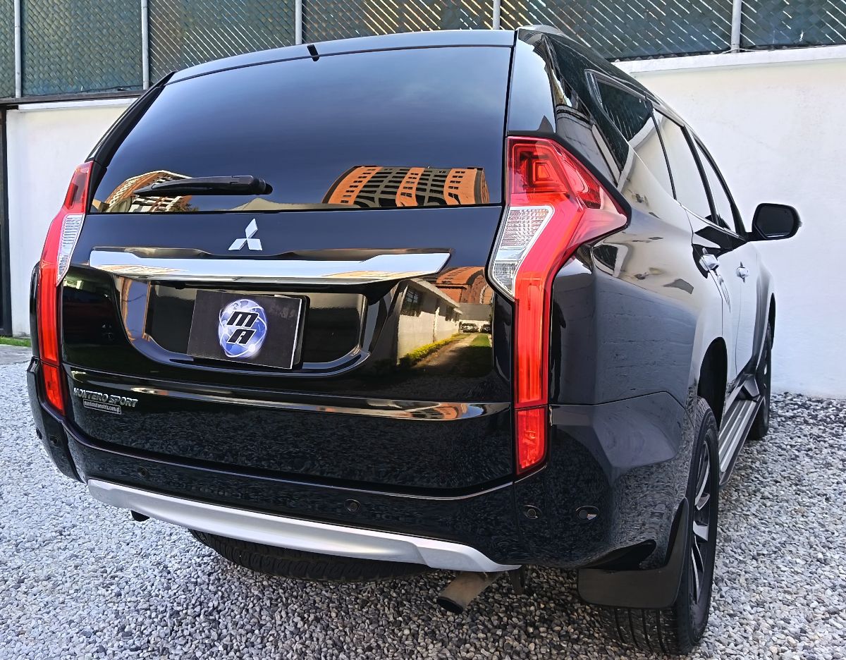 MITSUBISHI MONTERO SPORT - 2019                                        