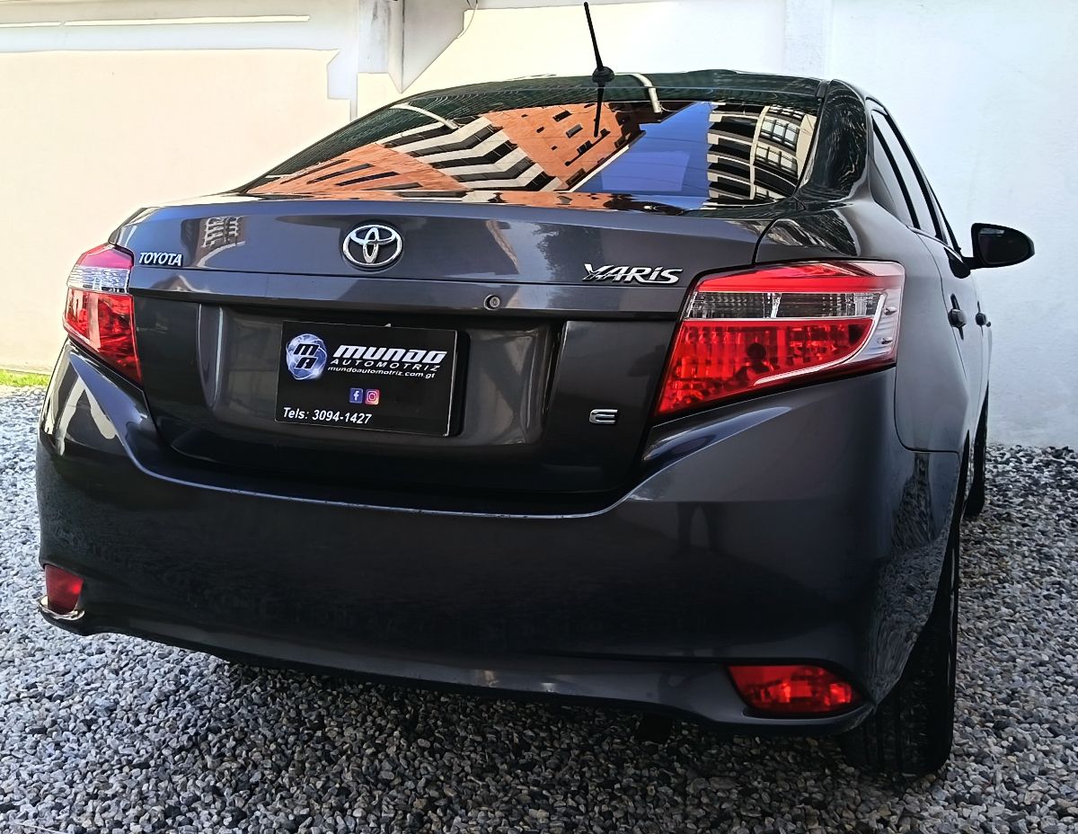 TOYOTA YARIS - 2018                                        