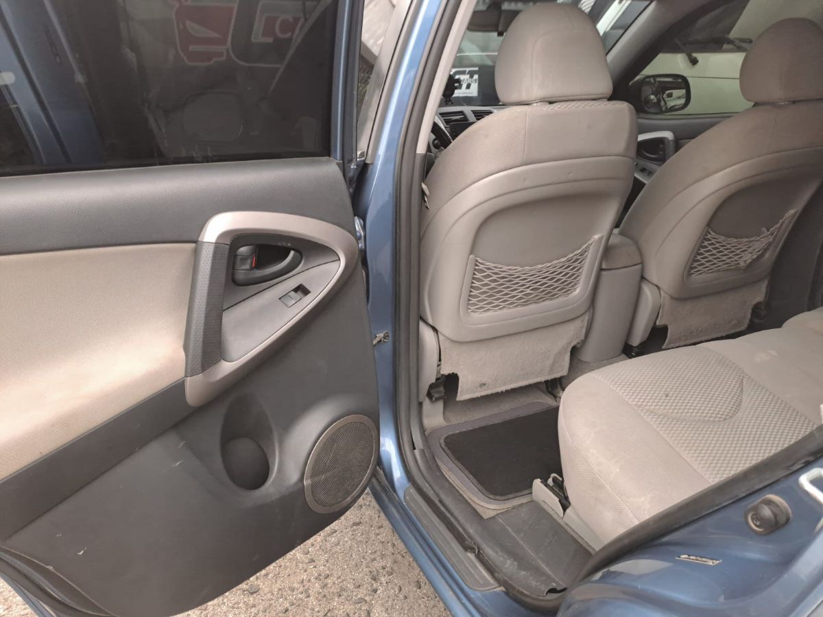 TOYOTA RAV-4 - 2008                                        