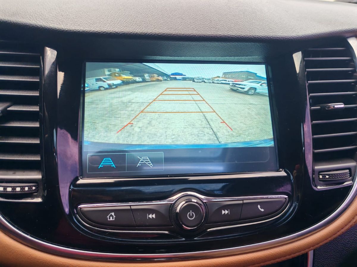 CHEVROLET TRAX  - 2018                                        